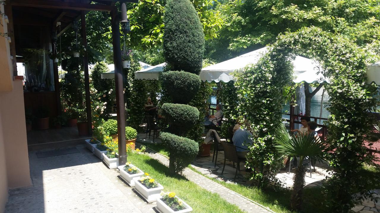 Hotel Vataksi Berdic e Siperme Zewnętrze zdjęcie