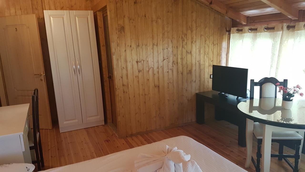 Hotel Vataksi Berdic e Siperme Zewnętrze zdjęcie