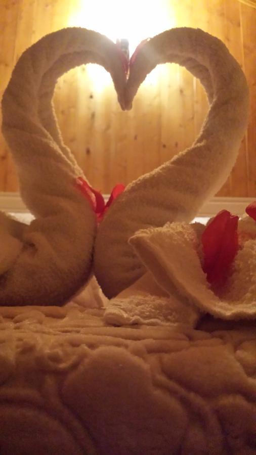Hotel Vataksi Berdic e Siperme Zewnętrze zdjęcie