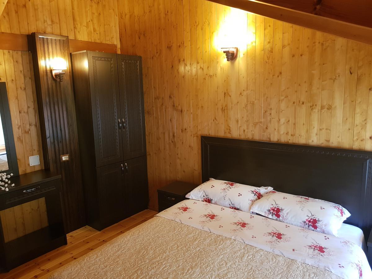 Hotel Vataksi Berdic e Siperme Zewnętrze zdjęcie