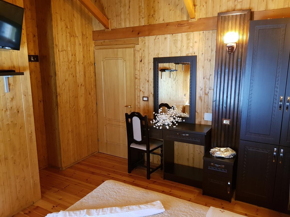 Hotel Vataksi Berdic e Siperme Zewnętrze zdjęcie