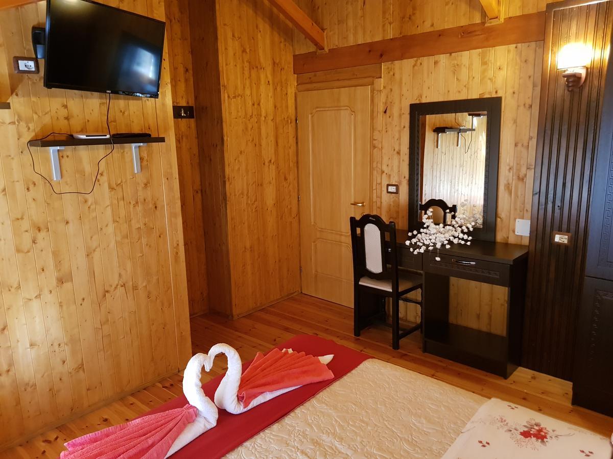 Hotel Vataksi Berdic e Siperme Zewnętrze zdjęcie