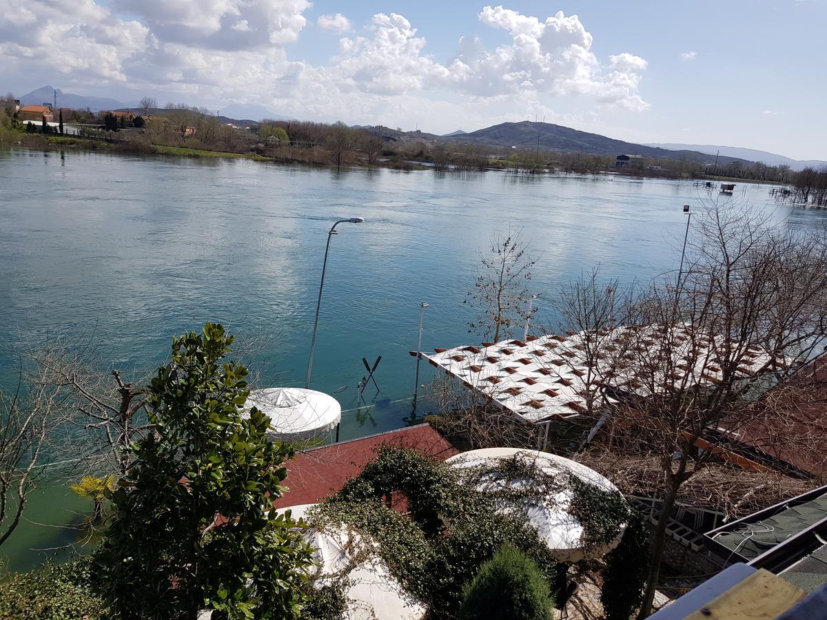 Hotel Vataksi Berdic e Siperme Zewnętrze zdjęcie